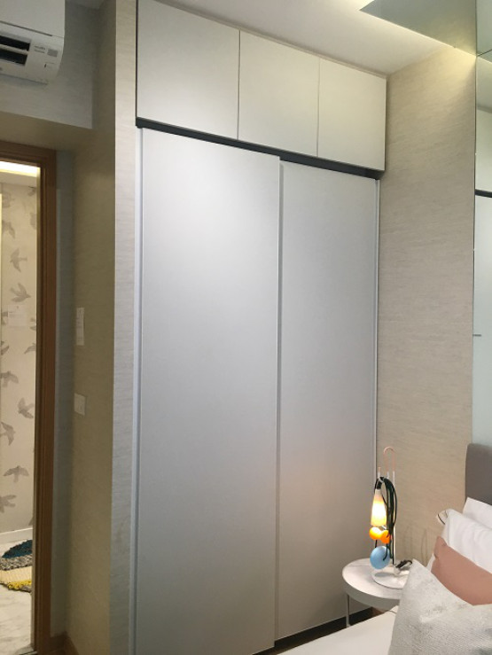 Jovell wardrobe resized 1
